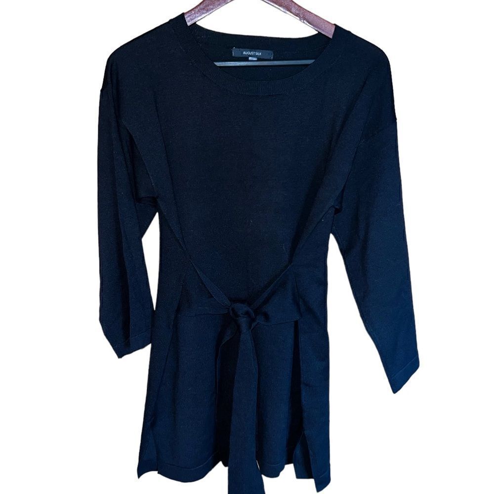 ‎August Silk long sleeved black tunic sweater with belt size medium